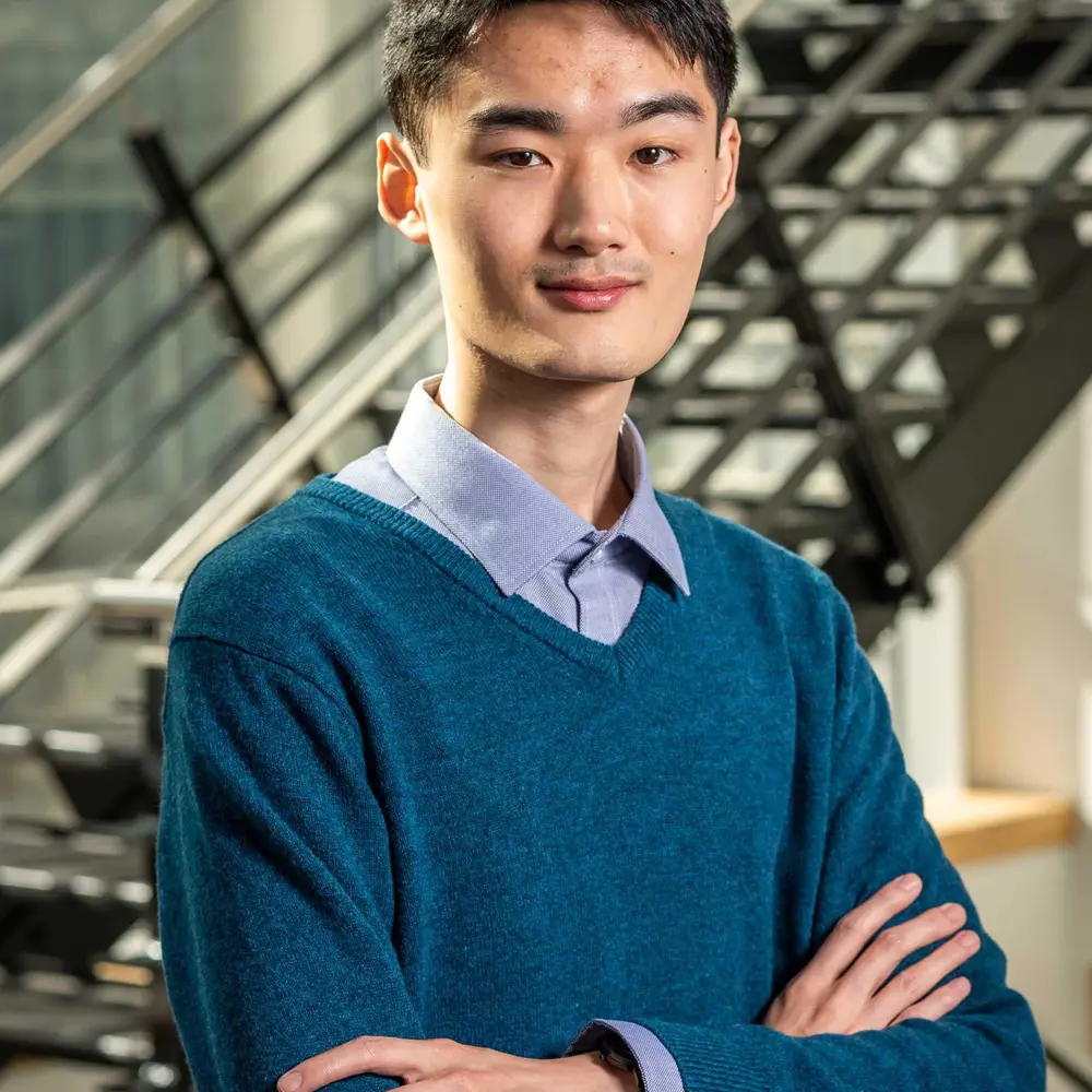 Gengqian Yang